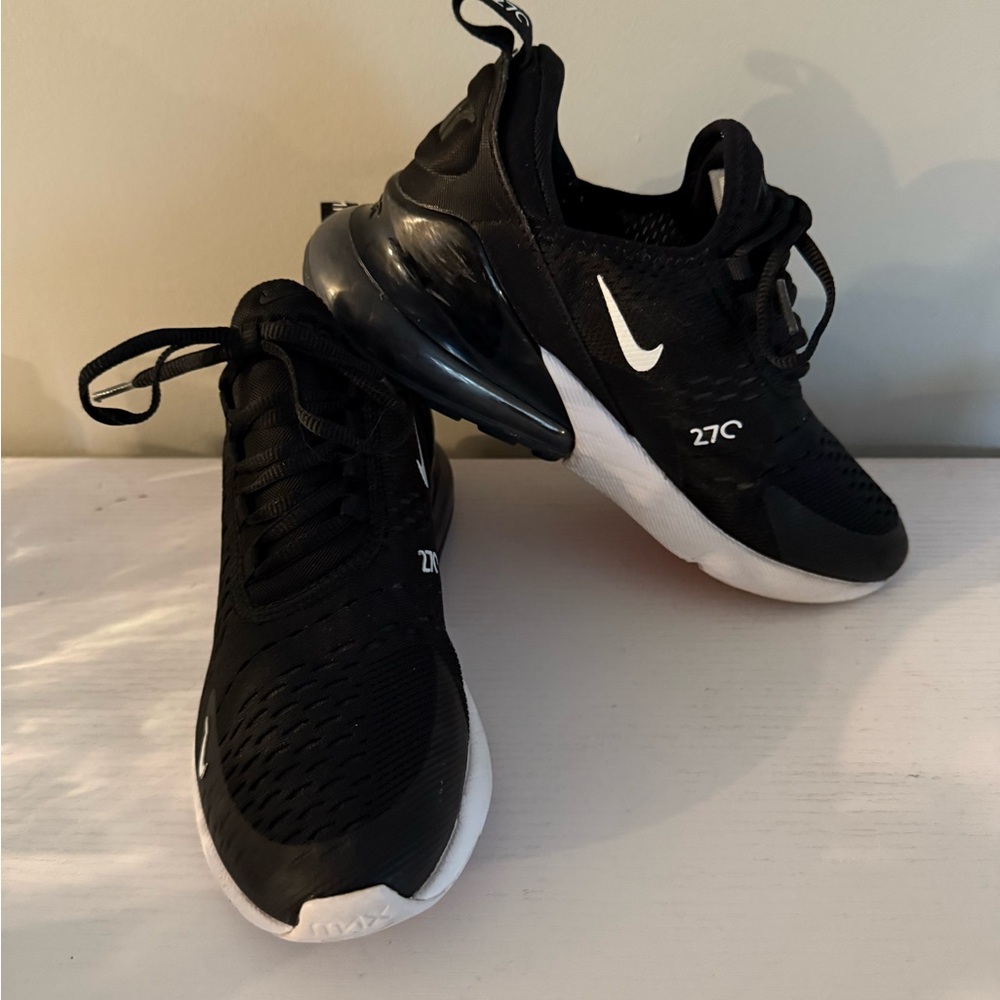 Kids Nike Air Max 270 Sneakers